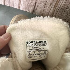 Sorel Women's Cream Winter Boots
